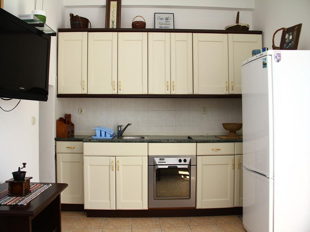Holiday Home Blaz Примоштен Номер фото